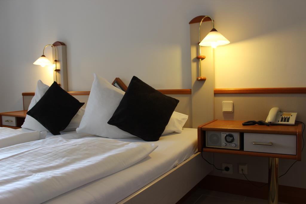 Seehotel Paulitsch Velden am Wörthersee Camera foto
