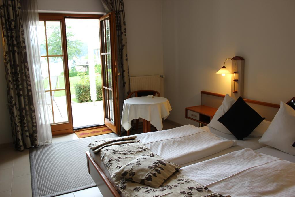 Seehotel Paulitsch Velden am Wörthersee Camera foto