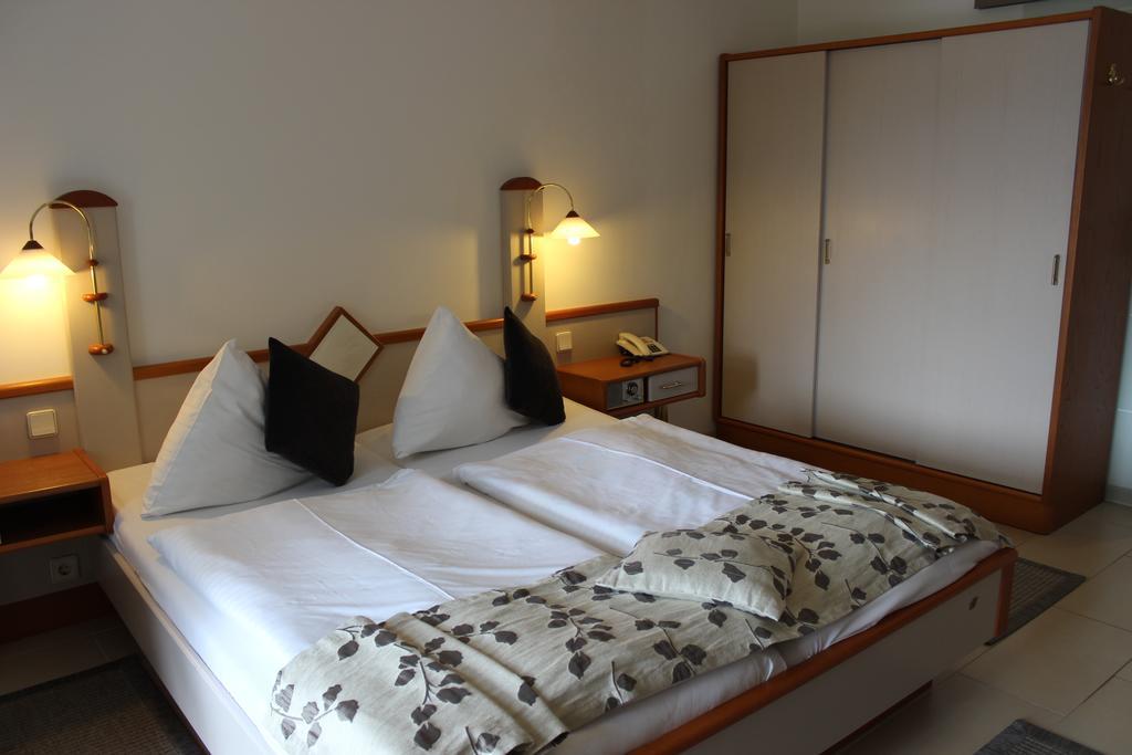 Seehotel Paulitsch Velden am Wörthersee Camera foto