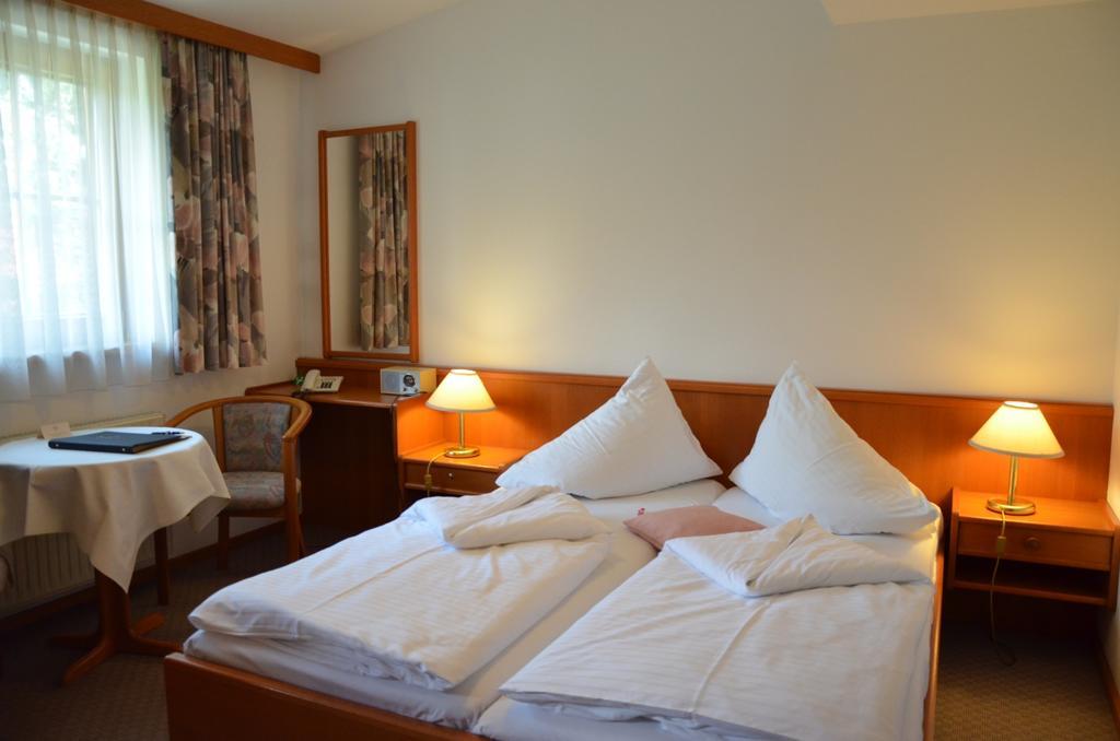 Seehotel Paulitsch Velden am Wörthersee Camera foto